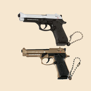 Nuevo diseño Metal Zinc aleación 1:3 Beretta 7,5 CM arma modelo llavero juguete - Product Image 1