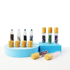 En Stock: Botella de Vidrio Transparente con Tapa de Bambú, Serie de 10 ml, Botella de Vidrio para Perfume y Aceites Esenciales con Rodillo de Piedras Preciosas - Product Image 3