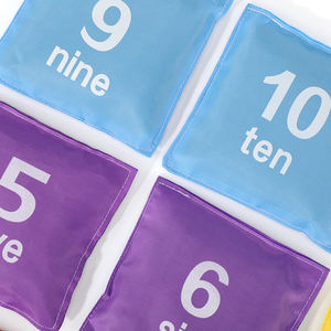 Usine <span class=keywords><strong>de</strong></span> sacs <span class=keywords><strong>de</strong></span> sable sensoriels colorés pour adultes en coton Oxford logo personnalisé jeux <span class=keywords><strong>de</strong></span> <span class=keywords><strong>lancer</strong></span> en plein air jouant au sac <span class=keywords><strong>de</strong></span> fèves avec des jouets <span class=keywords><strong>de</strong></span> sable Montessori - Product Image 5