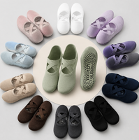 Jereathy Lot de 3 chaussettes de yoga antidérapantes respirantes en tricot pour femme avec soutien de la cheville et sangle croisée