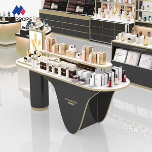 Espositore di Lusso Nero e Oro a Più Livelli per Profumi, Vetrina Cosmetica per Negozi e Boutique - Product Image 3