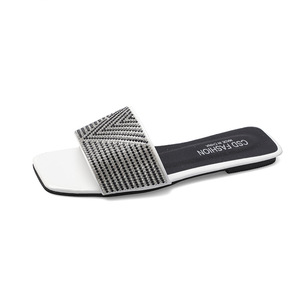 2024 nueva moda de fondo plano versión coreana red rojo Rhinestone sandalias de moda - Product Image 6