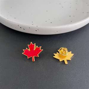 Fabrieks prijs Canada vlag pin rode esdoornblad broche voor revers hoed metalen pin moderne stijl souvenir cadeau voor petten & kleding - Product Image 6