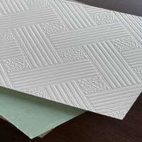 Modernas Placas de Techo Decorativas de PVC y Yeso, Estilo Saudí, 60x60cm, para Revestimiento de Techos Falsos en Dormitorios y Renovación de Interiores