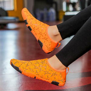 Nouvelles chaussures de course et d'aérobic d'intérieur respirantes légères multifonctionnelles pour le yoga, le fitness et la conduite pour le printemps - Product Image 6