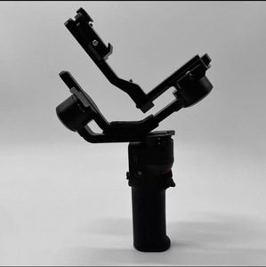 Stabilisateur de caméra 3 axes DJI Ronin RS 3 Mini, 95% neuf, original, charge utile 2 kg, prise de vue verticale native, pour appareils photo hybrides. - Product Image 2