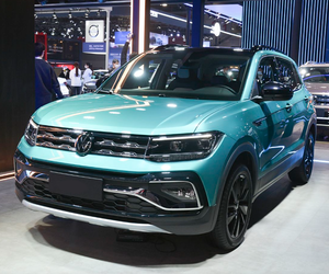 <span class=keywords><strong>Volkswagen</strong></span> <span class=keywords><strong>T</strong></span>-<span class=keywords><strong>Cross</strong></span> 2023 300TSI DSG Comfort Edition, voitures neuves hautes performances, intérieur spacieux, en stock - Product Image 3