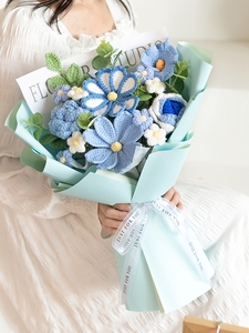 Ramo <span class=keywords><strong>de</strong></span> Rosas Gerbera Artificiales Hechas <span class=keywords><strong>a</strong></span> Mano con <span class=keywords><strong>Ganchillo</strong></span>, Decorativas para Navidad, Graduación, <span class=keywords><strong>A</strong></span>ño Nuevo, Pascua, San Valentín, Venta al por Mayor - Product Image 5