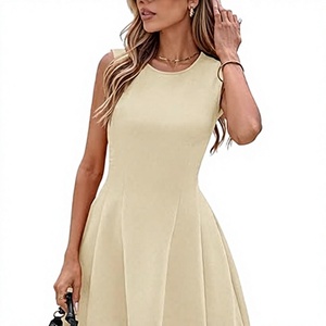 Robe Courte Plissée Sans Manches Col Rond Coupe A-Line Couleur Unie Décontractée Respirante Taille Haute Ajustée pour Femme – Idéale Été - Product Image 1
