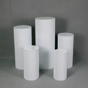 Set di 3/5 Alzatine per Fiori in Metallo Bianco, Piedistallo Ondulato Rotondo, Espositore per Torte, Set di Alzatine per Dessert, Decorazione per Matrimoni - Product Image 5