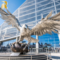 Statue d'aigle en acier inoxydable de grande taille, design abstrait, pour place commerciale extérieure