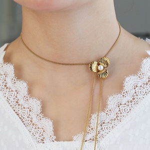 Colliers tendance 2026 avec breloques, bijoux hypoallergéniques en acier inoxydable 316L plaqué or PVD 18 carats, collier de perles et clous pour femme - Product Image 2