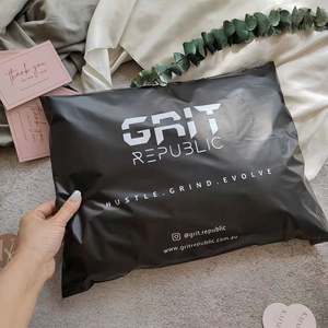 Bolsas de Correo Biodegradables de Polietileno Mate Beige, Bolsa de Envío de Polietileno para Bikinis y Pelucas con su Propio Logotipo Personalizado - Product Image 2