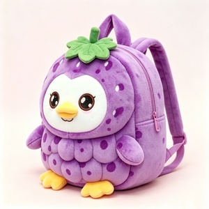 Mochila de Peluche Personalizada de Pingüino con Diseño de Uva Morada, Mochila de Peluche de Pingüino con Diseño de Uva, Mochila Infantil de Peluche Suave - Product Image 1
