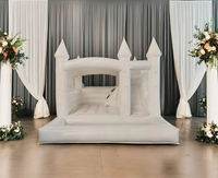 Videur gonflable blanc commercial avec toboggan combiné de maison de rebond de château de mariage de saut plein d'entrain détachable