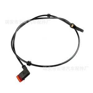 Capteur ABS en gros d'usine 2045401317 pour freins Mercedes-Benz Capteurs automobiles - Product Image 2