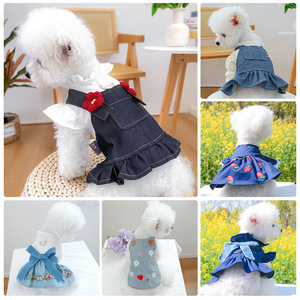 Collezione di fiori in Denim OEM per cani di piccola e media taglia tuta a fiori rossi abito con gonna tascabile vestiti per gatti - Product Image 3