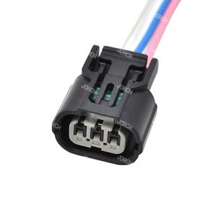 3-pins vrouwelijke grijze waterdichte crankhoek sensor connector 6189-0887 DJ70310A-1-21 - Product Image 1