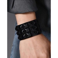 Bracelet carré noir à rivets style punk pour homme, idéal pour la danse urbaine et les fêtes