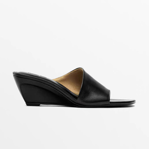 Sandales <span class=keywords><strong>compensées</strong></span> <span class=keywords><strong>noires</strong></span> tendance pour femme, nouvelle collection été 2026, en cuir souple respirant, idéales pour l'extérieur - Product Image 3