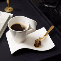Ensemble de tasses et soucoupes à expresso classiques en porcelaine céramique OEM Wave, résistant aux éclats, compatible lave-vaisselle et micro-ondes, personnalisation du logo
