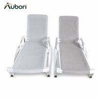 Chaises longues de plage pliables modernes en plastique PP faciles à transporter pour l'extérieur