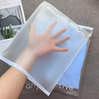 Échantillon gratuit de sacs d'emballage en plastique blanc mat givré avec fermeture à glissière pour vêtements