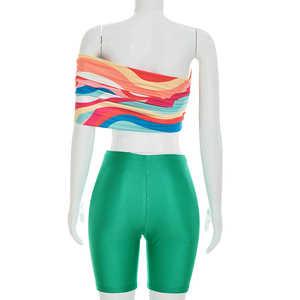 Viviblook J26ST125 Conjunto de verano para mujer, Top corto estampado con hombros descubiertos, pantalones cortos ajustados de color sólido, conjunto de dos piezas - Product Image 5