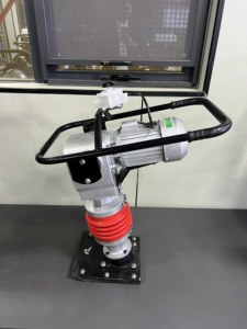 Hot bán kỹ thuật máy móc xây dựng Điện Trái Đất máy Đầm <span class=keywords><strong>rammer</strong></span> mạnh mẽ rung Đầm <span class=keywords><strong>rammer</strong></span> - Product Image 2