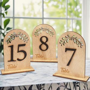 Numéro de table en bois pour décoration de mariage, découpé au laser avec base, pour centre de table de banquet, ornement fait main - Product Image 1