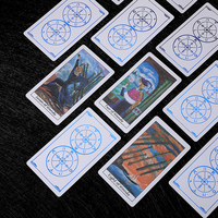 Usine d'impression de cartes de tarot OEM personnalisées, jeu d'oracle holographique à bords dorés avec guide et boîte magnétique, faible MOQ