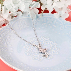 Nuevo Collar de Moda con Colgante de Mariposas Múltiples y Circonitas, Cadena Larga de Acero Inoxidable para Mujer - Product Image 3