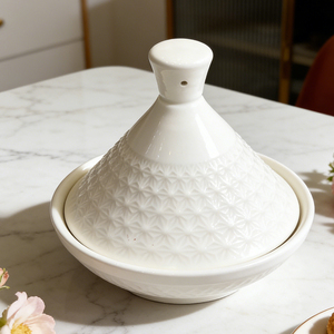 Tajine en céramique blanche de luxe avec bord doré, style marocain, mini pot en porcelaine pour la cuisson et le service - Product Image 3