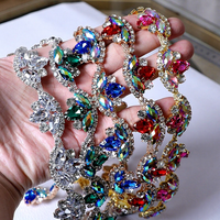 Chaîne de strass Gillian en forme de fleur à 12 facettes, à dos plat, pour DIY, style européen et américain, pour vêtements, robes de mariée et applications à griffes