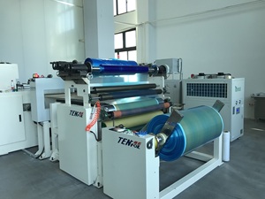 Top Quality Automated Uniform Adhesive Thermoset Prepreg Gluing <strong>Machine</strong> <strong>for</strong> High Temp Resin Applications - Product Image 3