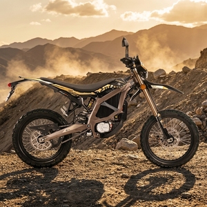 Motocicleta Todoterreno Surron Ultra 2026 de 74V y 24.5KW de Alta Potencia con Carga Rápida de Fábrica, Ebike Sur Ron de Alto Rendimiento Capaz de [Sp] - Product Image 2