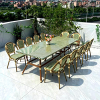 Fauteuil de salle à manger moderne en aluminium léger avec structure métallique pour usage extérieur dans les hôtels, restaurants, parcs et cours