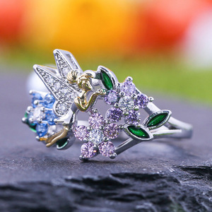 Anello Ali d'Angelo da Donna, alla Moda, con Accento in Cristallo Smaltato, Aperto e Regolabile, Gioiello Creativo e di Carattere, Elegante Anello in Lega di Rame - Product Image 2