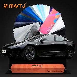 Film adhésif automobile violet raisin personnalisé 1,52x17m avec doublure PET sans bulles pour la <span class=keywords><strong>d</strong></span>écoration complète de véhicule - Product Image 1