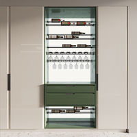 Meubles de cuisine OPPOLIA de luxe, design vert, encastrés, avec structure en MDF, laqués UV, avec îlot