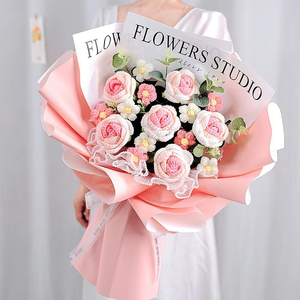 Ramo de Flores Tejidas a Mano para el Día de San Valentín o el Día de la Madre, Ramo de Rosas Creativas de Ganchillo - Product Image 1