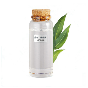 Prix de gros en vrac en vrac pur naturel feuilles d'eucalyptus extrait arôme parfum cinéole huile essentielle 99% pur 1 8 cinéole - Product Image 1
