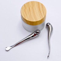 Cuillère à maquillage personnalisée 8.5cm spatule cosmétique pour crème contour des yeux en métal en alliage de zinc avec boule magnétique rotative en acier inoxydable