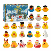 Miniatuur vinyl eendjes, grappige rendieren, peperkoekenmannen, verkleed-eendjes, feestelijke eendjes voor Kerstmis en winterfeestjes