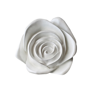 Escultura de Rosa Blanca de Resina y Fibra de Vidrio Libit, Decoración Artística para Oficina o Exteriores, Forma Irregular, Hecha a Mano, Lbt 629 - Product Image 4