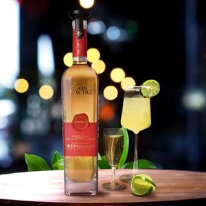 Tequila Don Nacho tribo Reposado Extra Premium 750ml-giallo paglierino. Invecchiato in botti di rovere bianco americano per 10 mesi. - Product Image 2