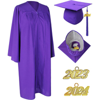 Vente en gros unisexe violet mat Graduation Cap et Gown 2025 Tassel Set High School Graduation Gown University Toga