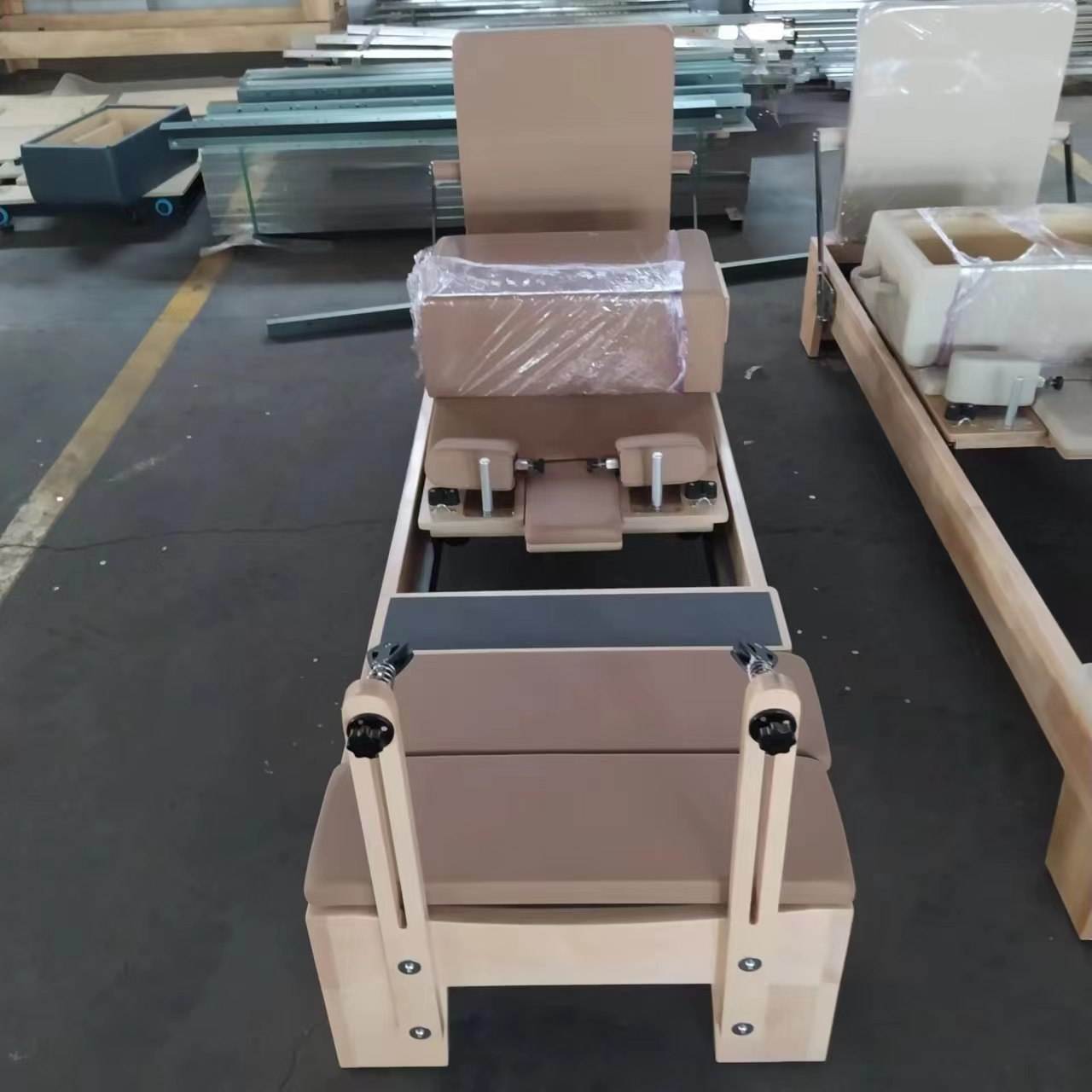 สีน้ำตาล