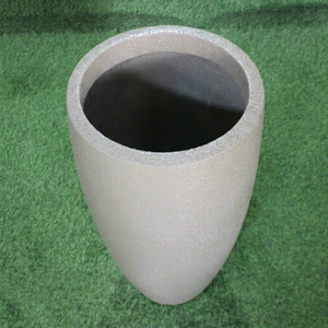 Maceta Clásica Moderna KNT Creations, Textura Rugosa, para Jardín Exterior, Fibra de Vidrio, Tallada a Mano, Duradera y Ligera - Product Image 1