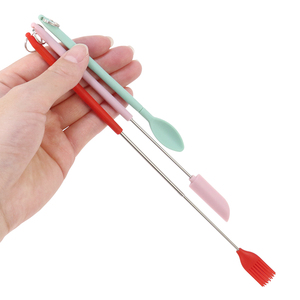 Venta al por mayor: Juego de espátulas telescópicas de silicona y cucharas para servir, ajustables y reutilizables, con brocha para aceite de cocina. - Product Image 6